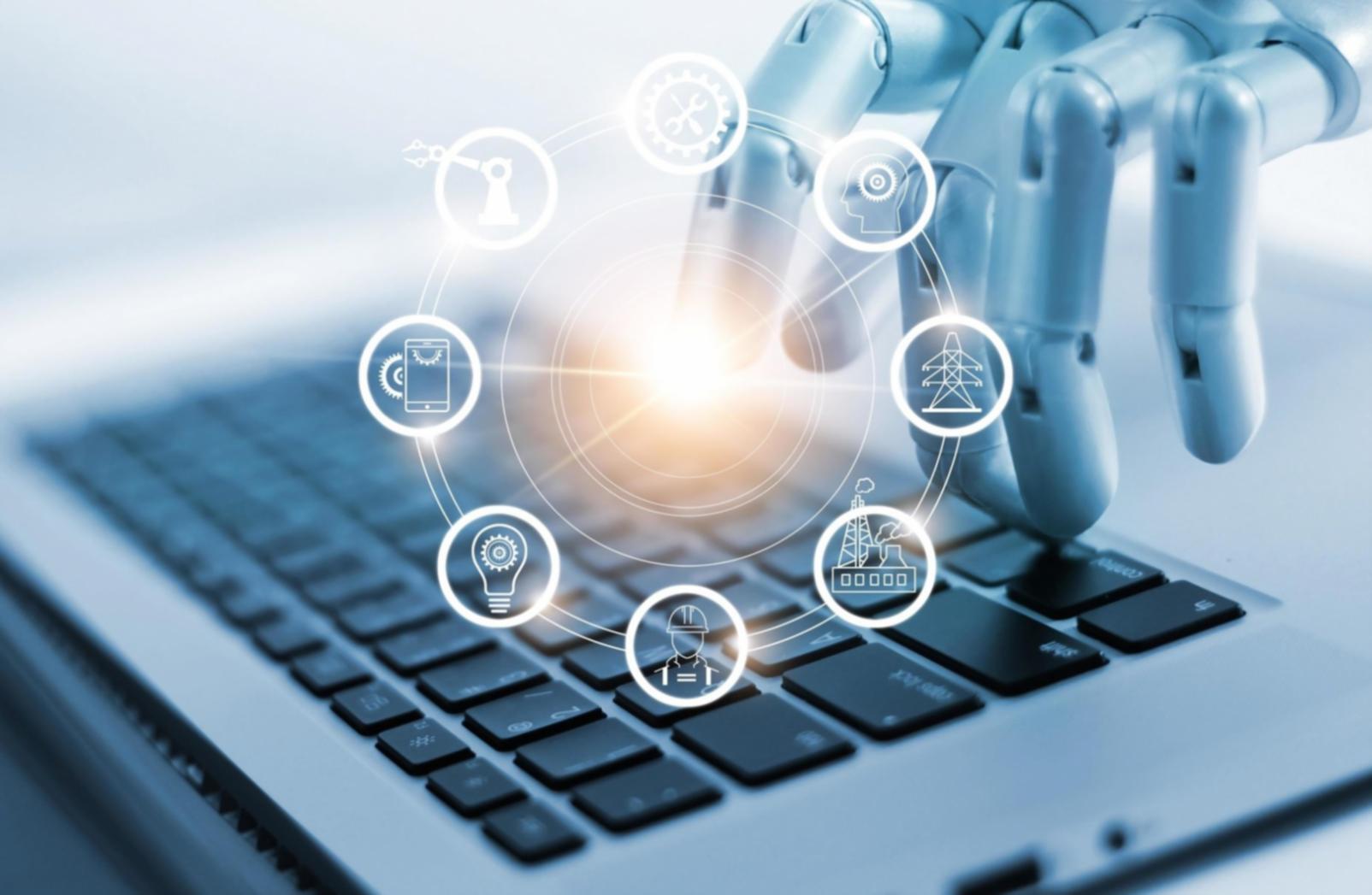 Distributed server architecture ensuring high availability